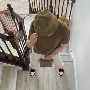 Meet your Posher, Royalty